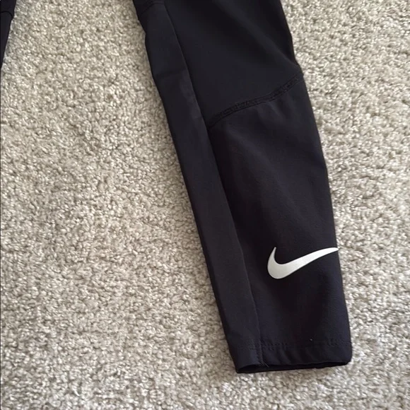 Nike Kids Black Pro Leggings, size 7, dri fit - Picture 2 of 5